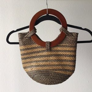 Straw bag